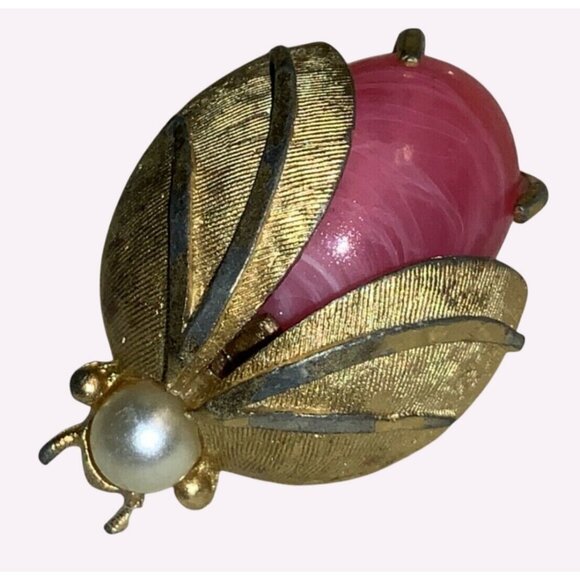 Gold Tone Bug with Pink Stone Body And Faux Pearl Heads Signed RSK - Picture 1 of 4